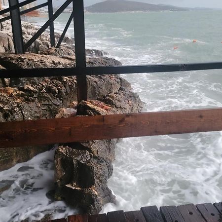 2F Saranda Apartment Buitenkant foto