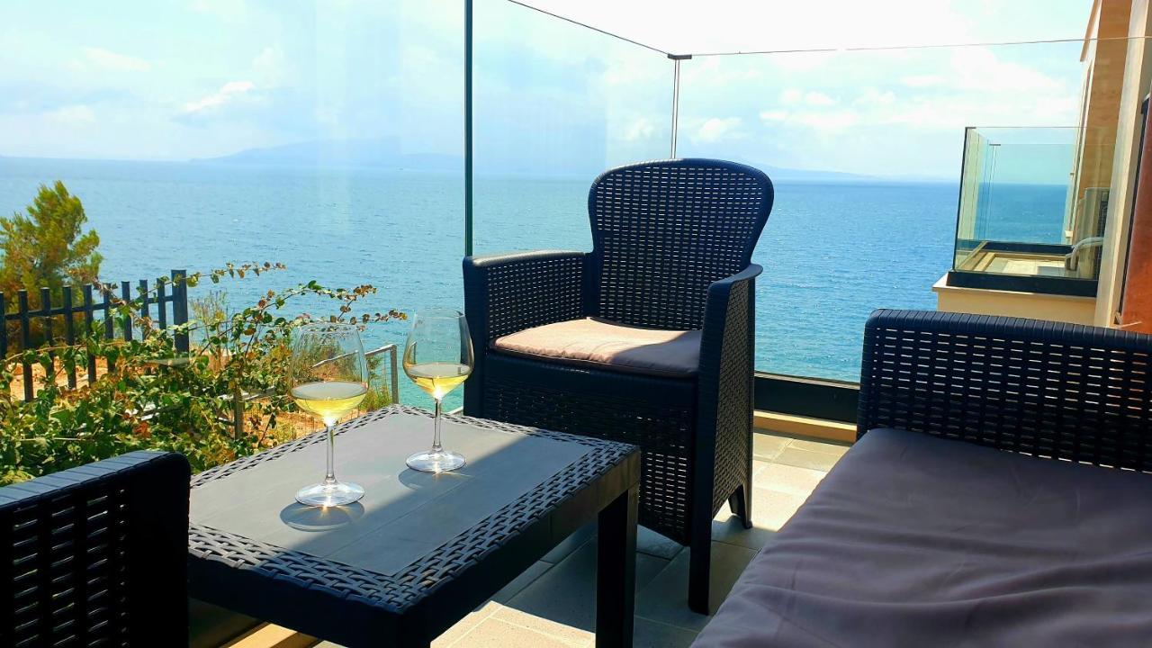2F Saranda Apartment Buitenkant foto