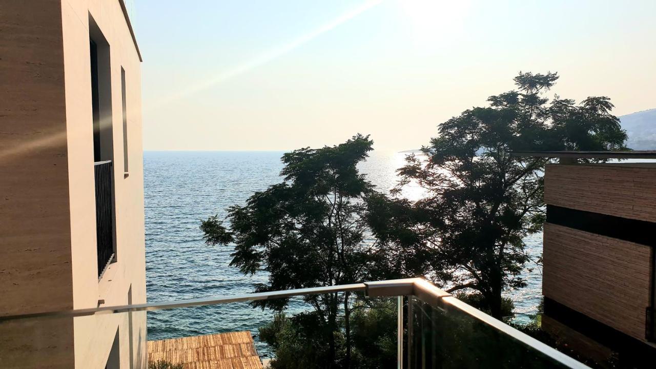 2F Saranda Apartment Buitenkant foto