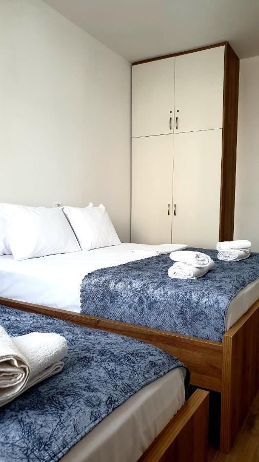 2F Saranda Apartment Buitenkant foto