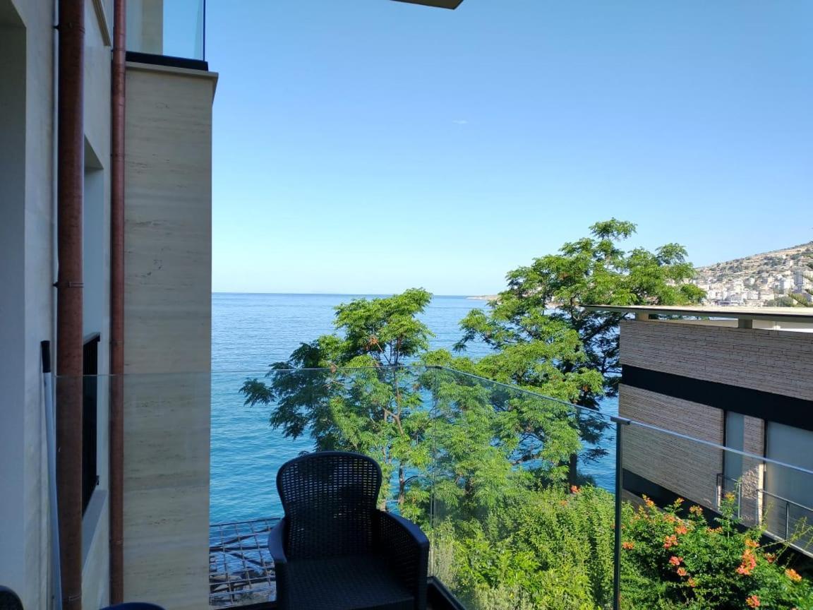 2F Saranda Apartment Buitenkant foto