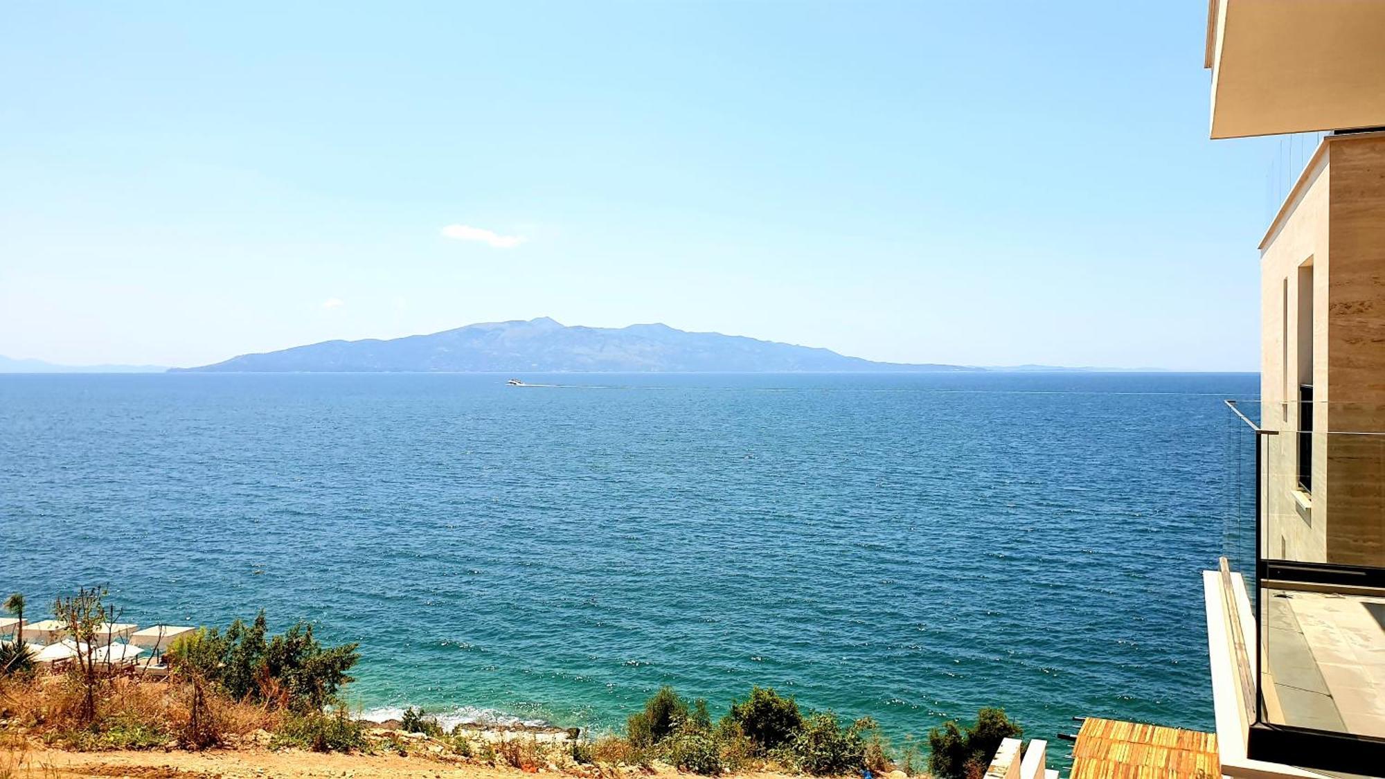 2F Saranda Apartment Buitenkant foto