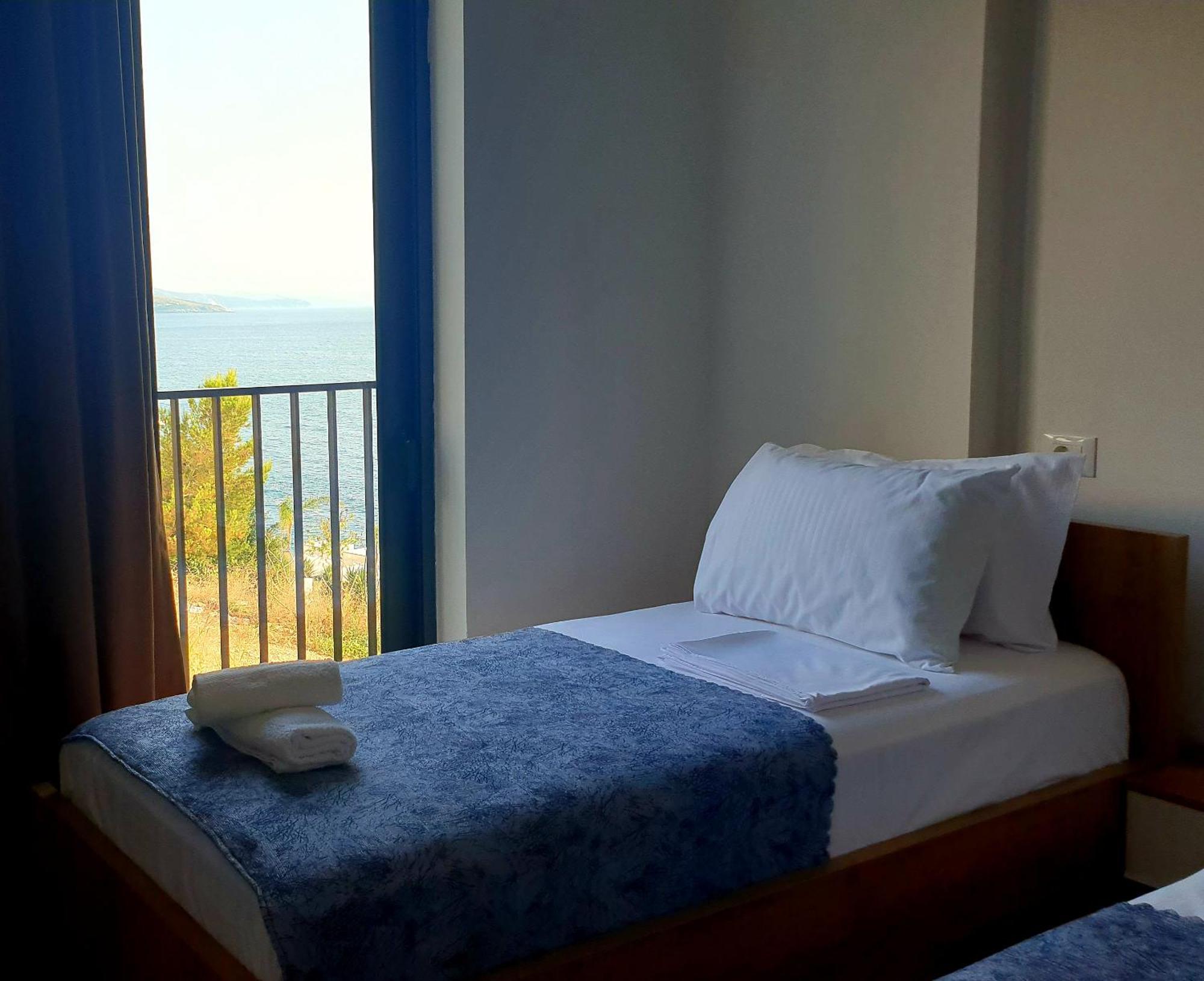 2F Saranda Apartment Buitenkant foto